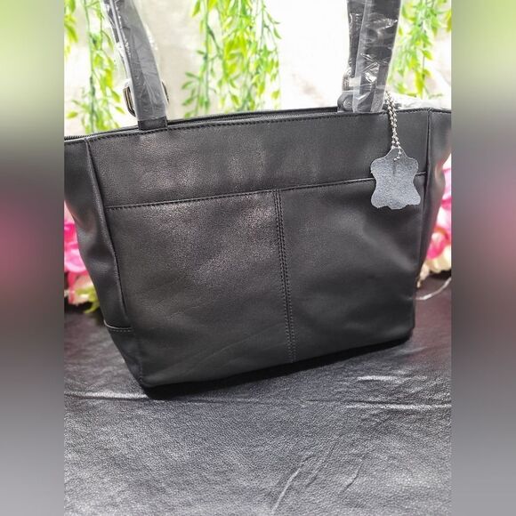 NWT Giani Bernini Nappa Classic Leather Tote, Created for Macy's - Picture 9 of 10